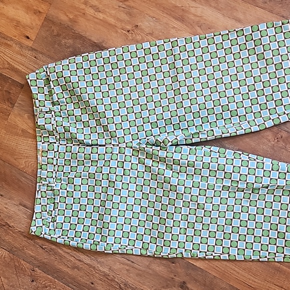 👖TALBOTS STRETCH CAPRIS👖 - Picture 2 of 8